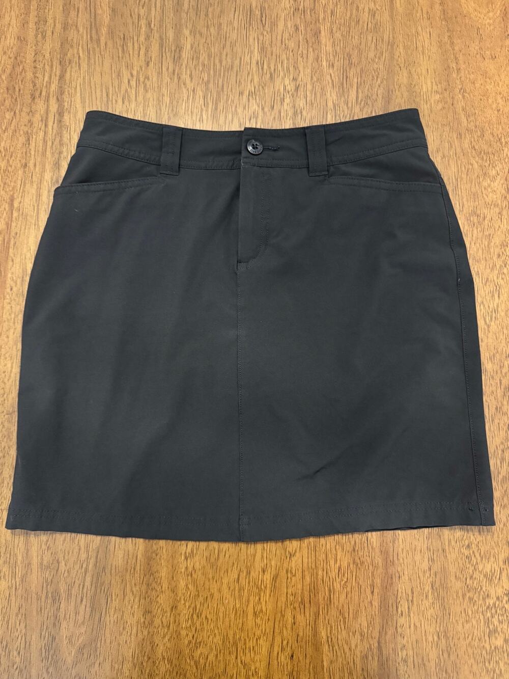 Eddie Bauer Women’s Size 2 Black Athletic Skort Built-In Shorts Golf Hiking